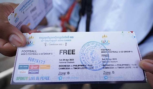 Tickets for men's football at the opening of the 32nd SEA Games sold out in just 1 day