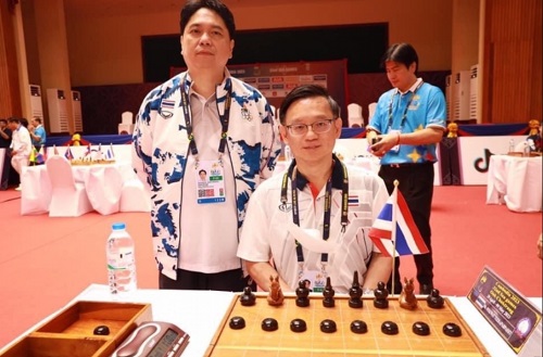 ouk flag SEA Games 32 - Cambodia controversial on the first day of competition