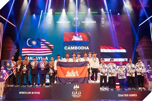 Attack Online 2: Cambodia has a double Esports gold medal