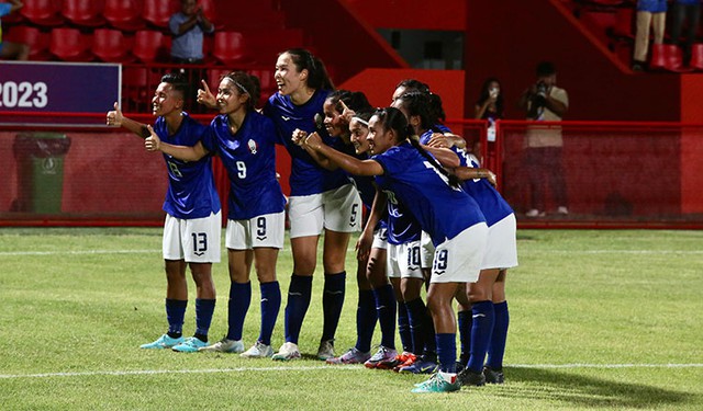 Cambodian women's football makes history in the semi-finals of the 32nd SEA Games
