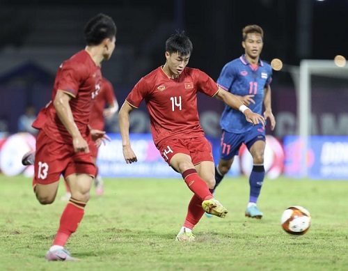End of group B men's football: U22 Thailand tops the table, U22 Vietnam second