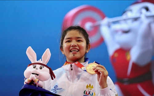 Try Sopheakreach wins bronze medal in weightlifting at SEA Games 32