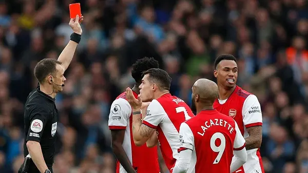 10 experience betting on penalty cards to help predict the number of cards correctly