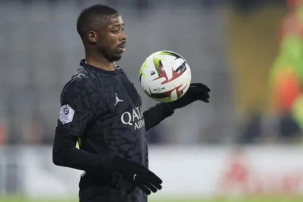 Manchester United Pursues Ousmane Dembele to Bolster Right-Wing Attack