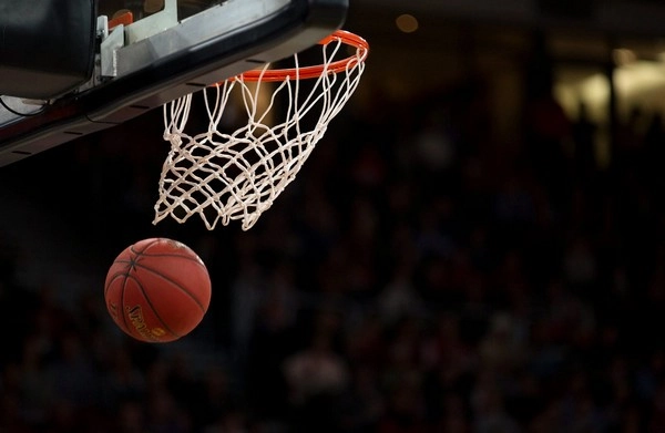 Covering the Spread: Tips to Predict Close Basketball Games