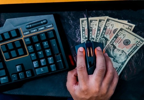 What Insider Betting Tips Do Former Esports Coaches Share