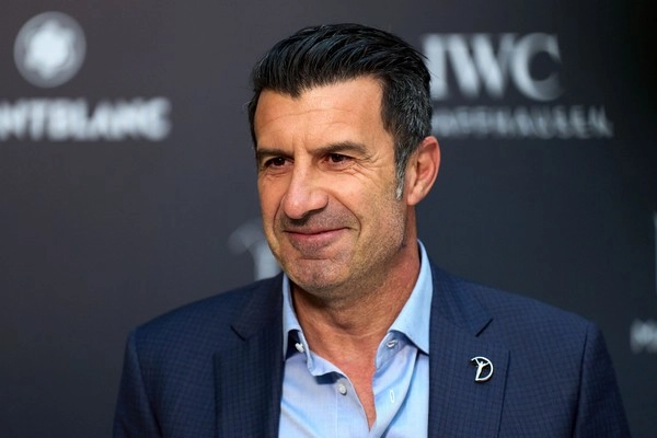 Luis Figo Urges Real Madrid To Hijack Barcelona’s Move For Nico Williams