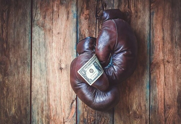 Is Round Betting Too Risky or Just Misunderstood