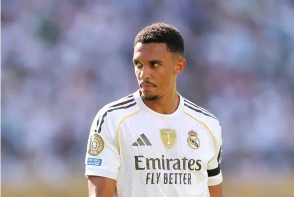 Xabi Alonso subtly warns Alexander-Arnold of potential bench role at Real Madrid