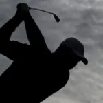 What factors influence the golf market's first-round leader, and what can you use to take advantage?