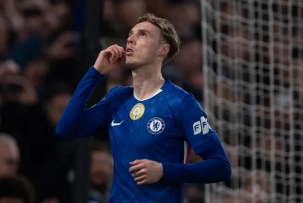 Why was Cole Palmer absent from the match against Crystal Palace?