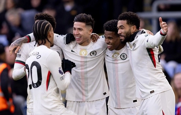 Liam Rosenior pleased with Chelsea's performance after win over Crystal Palace