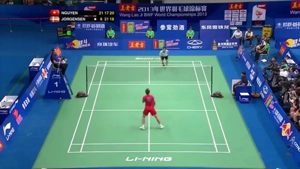 How does the pace of a badminton match affect betting strategies?