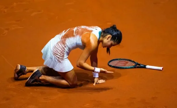 Does fatigue from a busy schedule increase the risk of tennis betting?