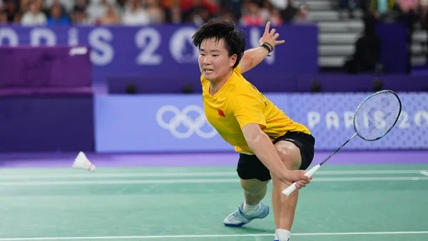 When should the minority be truly supported in Battambang?