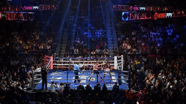 What causes loss of control in the ring in high-level boxing matches?