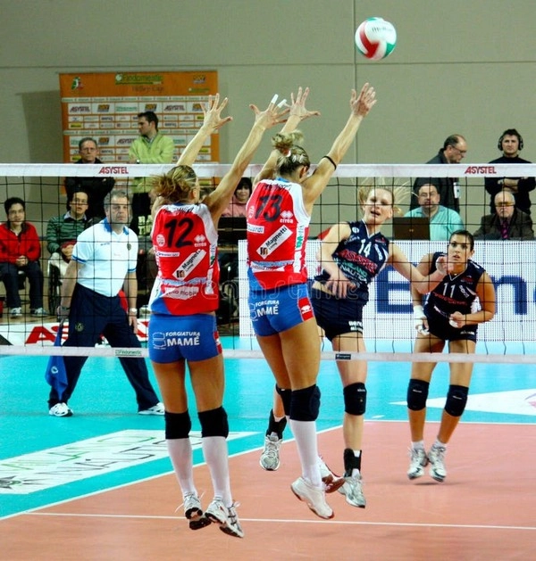Is the decline in transition attacks a tactical failure in volleyball?